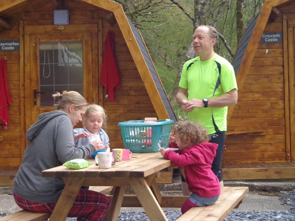 Bryn Dinas Camping Pods At The Foot Of Mt Snowdon Beddgelert Kamer foto
