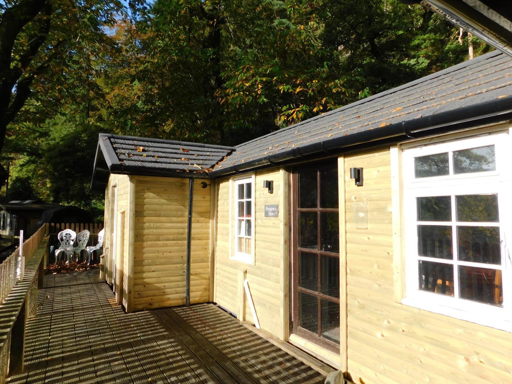 Bryn Dinas Camping Pods At The Foot Of Mt Snowdon Beddgelert Buitenkant foto